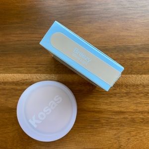 Cloud Set Baked Setting & Smoothing Talc-Free Vegan Powder in the shade Breezy